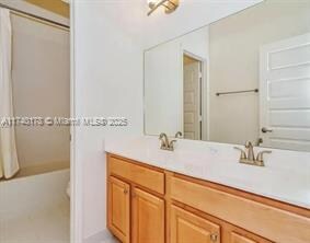 Building Photo - 965 NE 193rd Ter