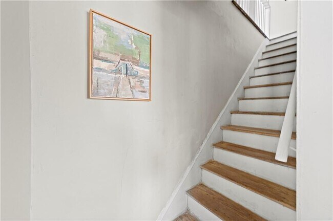 Building Photo - 443 3rd Ave
