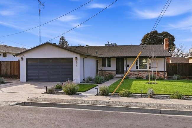 Building Photo - 3BR Livermore Home for Rent | Updated Kitchen | Near Downtown | $4,000/mo