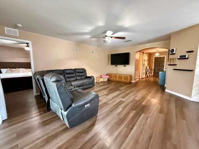 Building Photo - 1609 Steely Dr