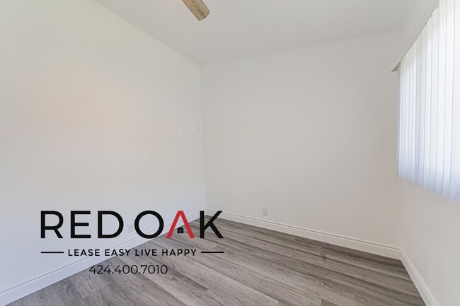 Building Photo - 8444 Stewart and Gray Rd