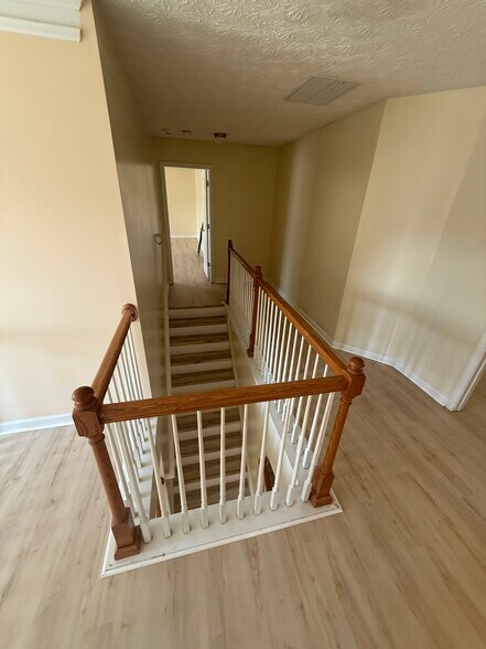 Building Photo - 4660 Duval Point Way SW