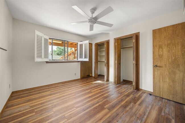 Building Photo - 6007 Ivy Hills Dr