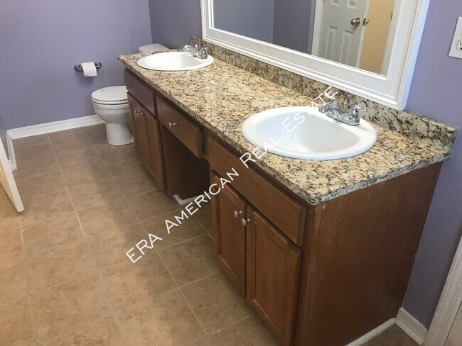 Building Photo - 9971 Parker Lake Cir