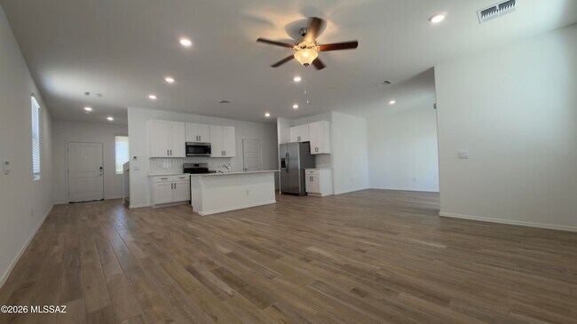 Building Photo - 10473 W Rutherford Ln