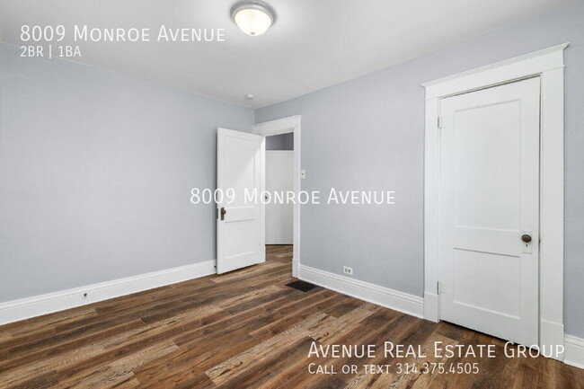 Building Photo - 8009 Monroe Ave
