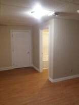 Building Photo - 137 E Washington St