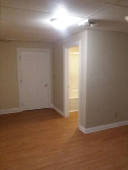 Primary Photo - 137 E Washington St