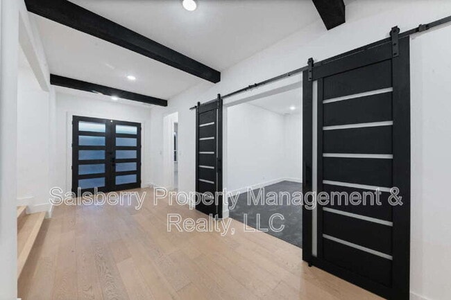 Building Photo - 1790 Coopers Hawk Dr