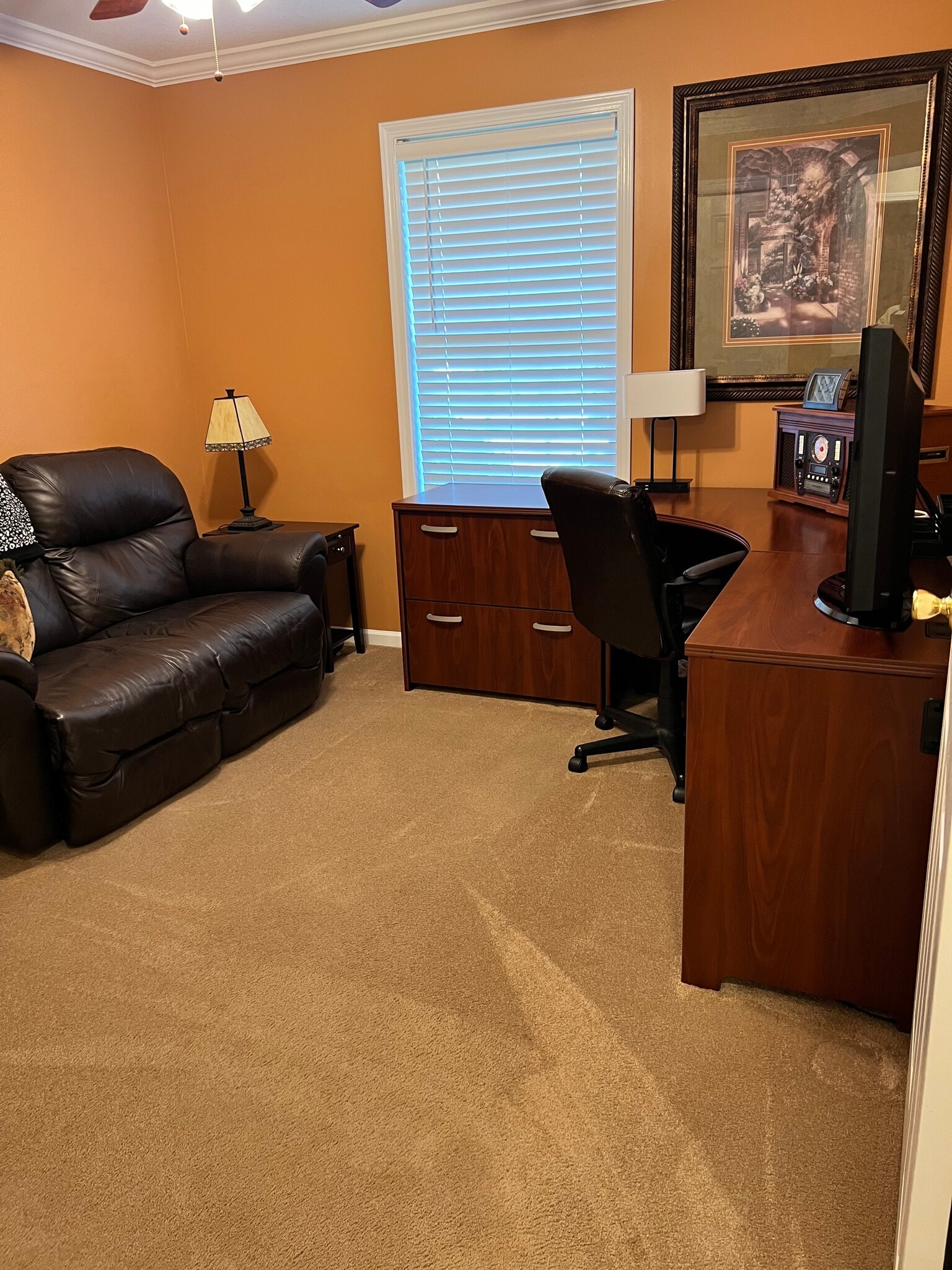 Building Photo - 1155 Swan Dr