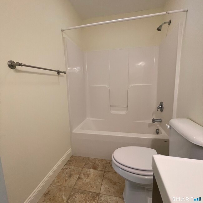 Building Photo - 157 W Main St