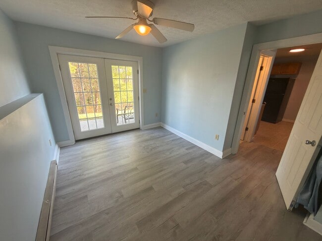 Building Photo - 7074 Hickman Cemetery Rd