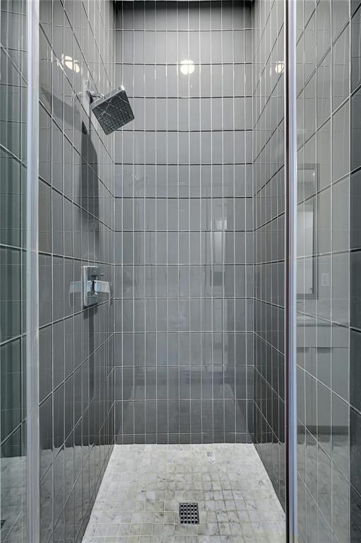 Building Photo - 207 W Johanna St