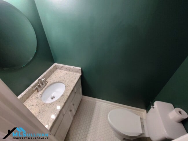 Building Photo - 126 Milford Ct