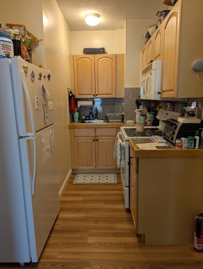 Building Photo - 34 Franklin St