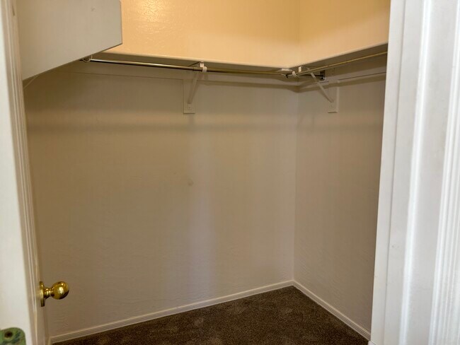 Building Photo - 13435 W Berridge Ln