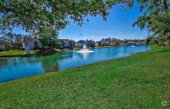 Building Photo - NEWLY RENOVATED 4 Bed/2 Bath with Communit...