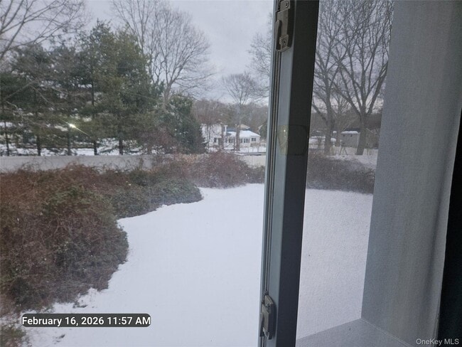 Building Photo - 118 Oak Ave