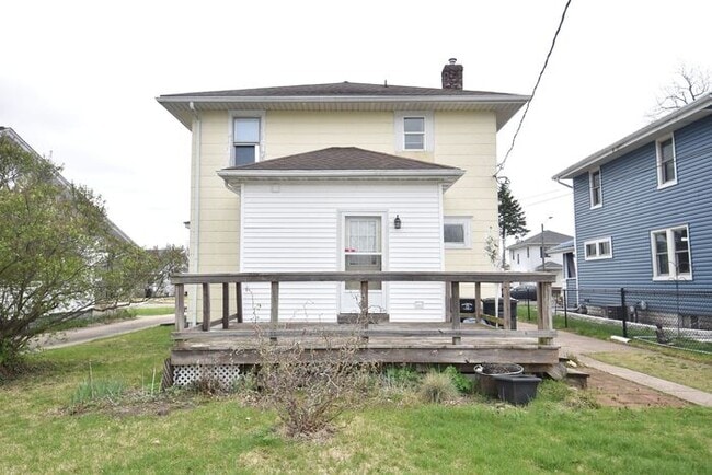 Building Photo - River Park Charming 3 bedroom Single Famil...