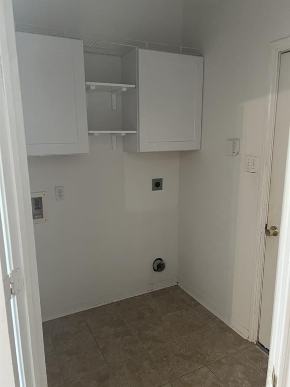 Building Photo - 13433 Hidden Valley Dr