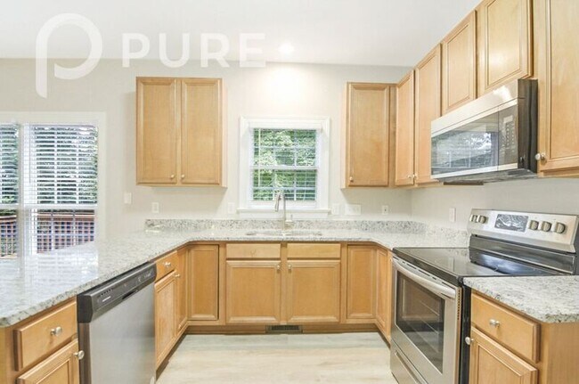 Building Photo - 5824 Clarks Fork Dr