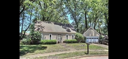 Building Photo - 1946 Rolling Glen Cove
