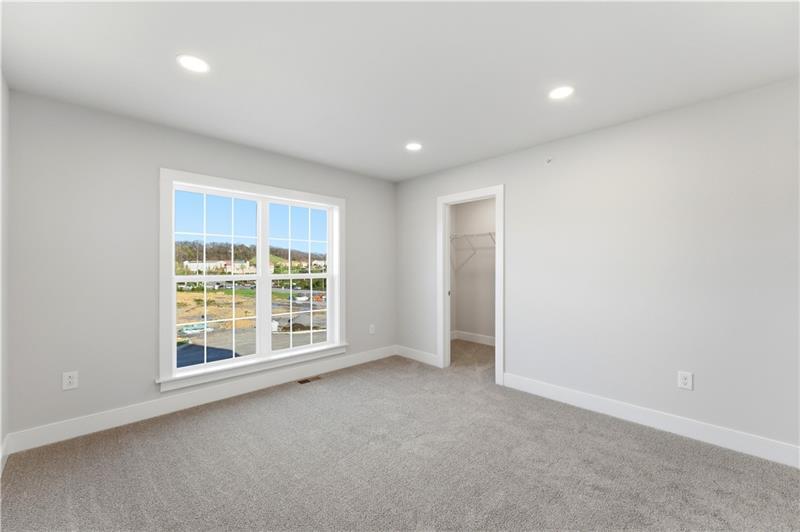 Building Photo - 227 Oliver Way