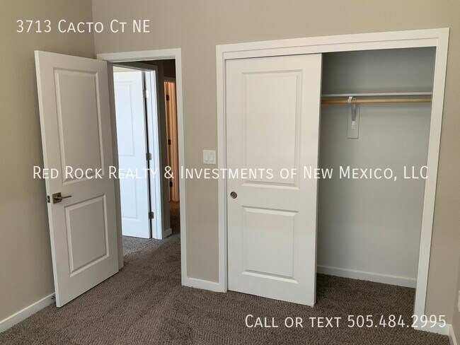 Building Photo - 3713 Cacto Ct