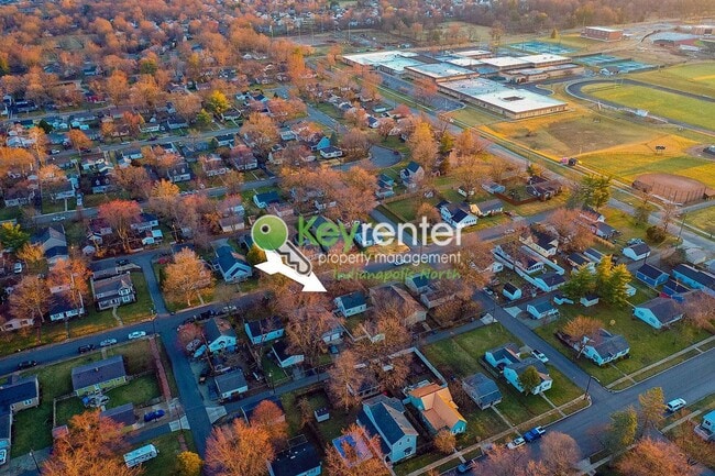 Building Photo - Beautiful Single Family Home - Walking distance to Schools and Downtown