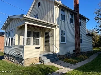 Building Photo - 1110 S 16th St