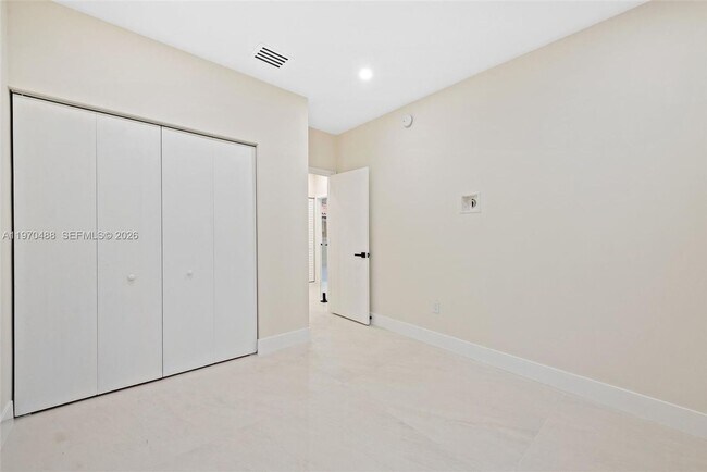 Building Photo - 8511 NW 141st Terrace