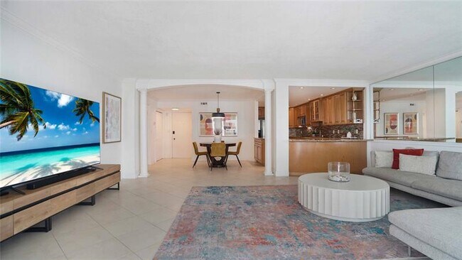 Building Photo - 3430 Galt Ocean Dr