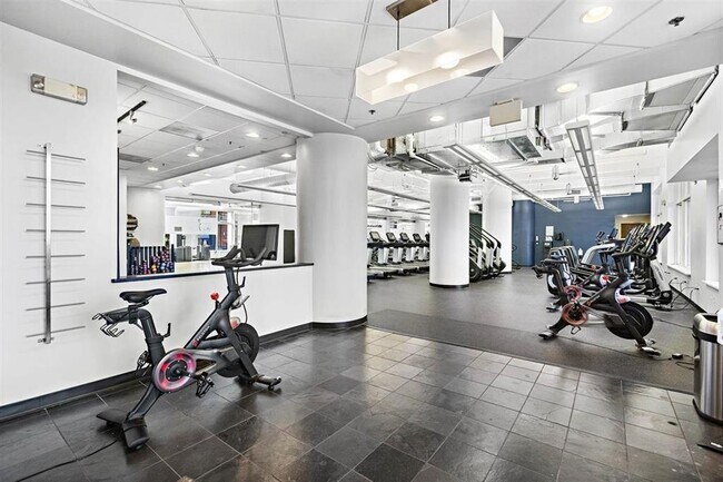 Building Photo - 1500 Hudson St