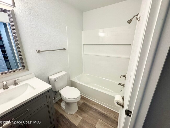 Building Photo - 1259 Cambo Ct NE