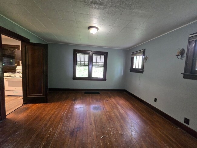 Building Photo - 3 Bedroom House with Beautiful Front Porch...