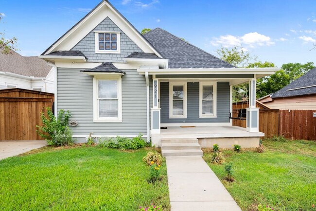 Building Photo - 921 E Hattie St