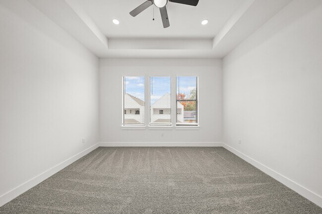 Building Photo - 3419 Tuam St