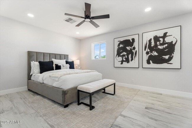 Building Photo - 14820 N 35th St