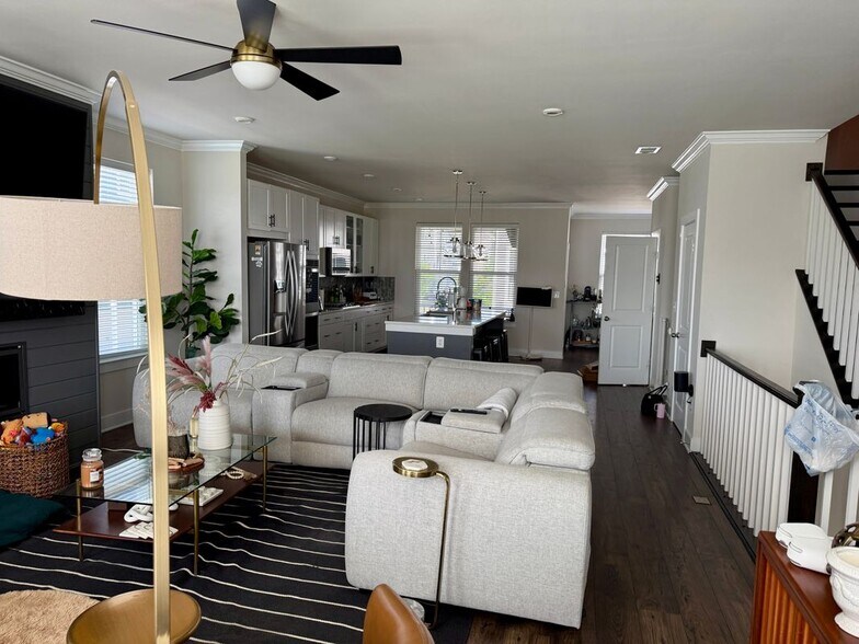 Building Photo - 1577 Sandpiper Bay Lp