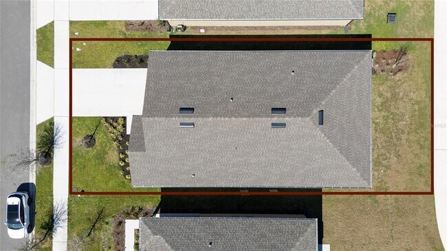 Building Photo - 1485 Effra Wy