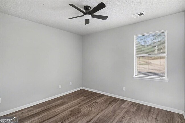 Building Photo - 79 Waterview Dr
