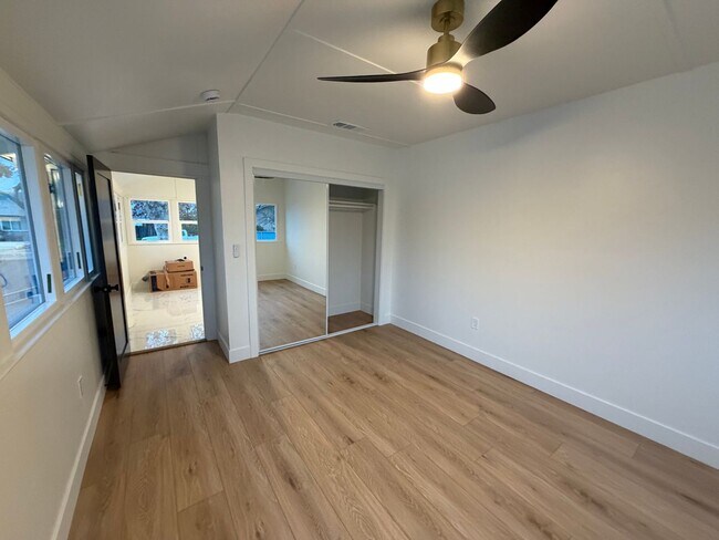 Building Photo - Home in the Heart of Old Town Clovis