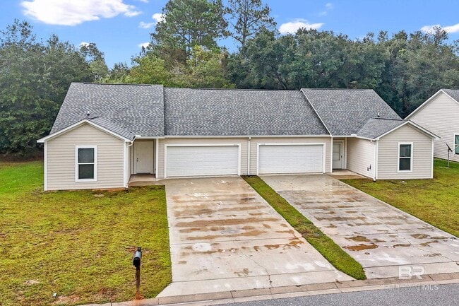 Building Photo - 3816 Chesterfield Ln