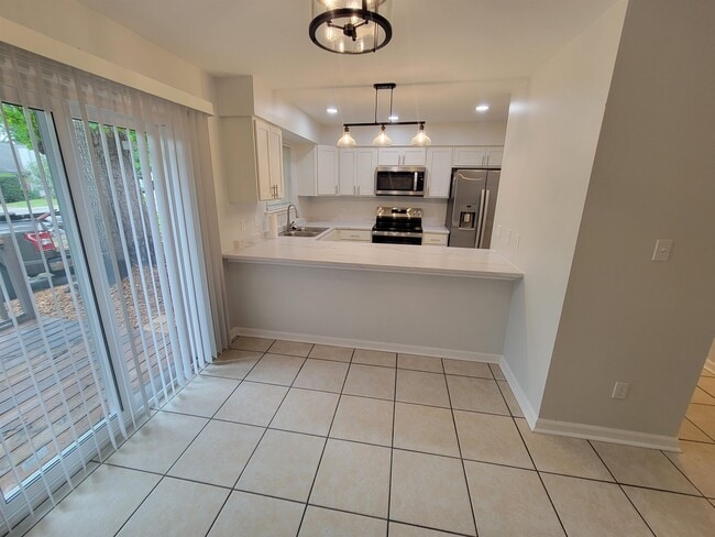 Building Photo - 1596 Misty Garden Way