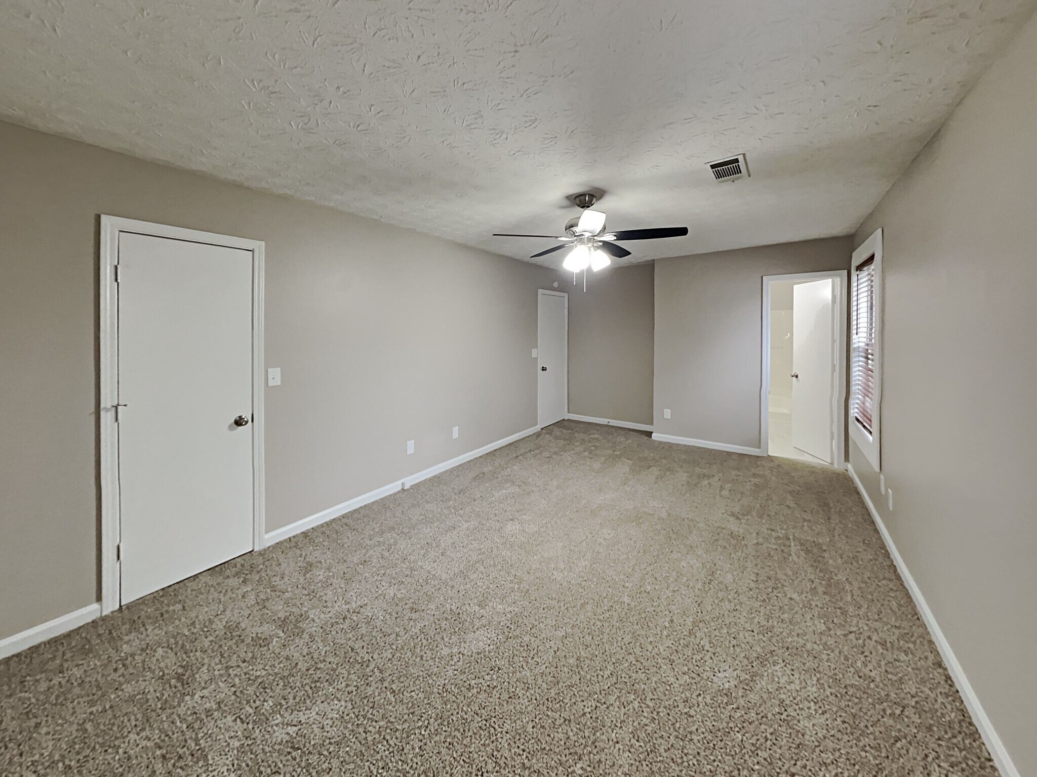 Building Photo - 3109 Aberdeen Way