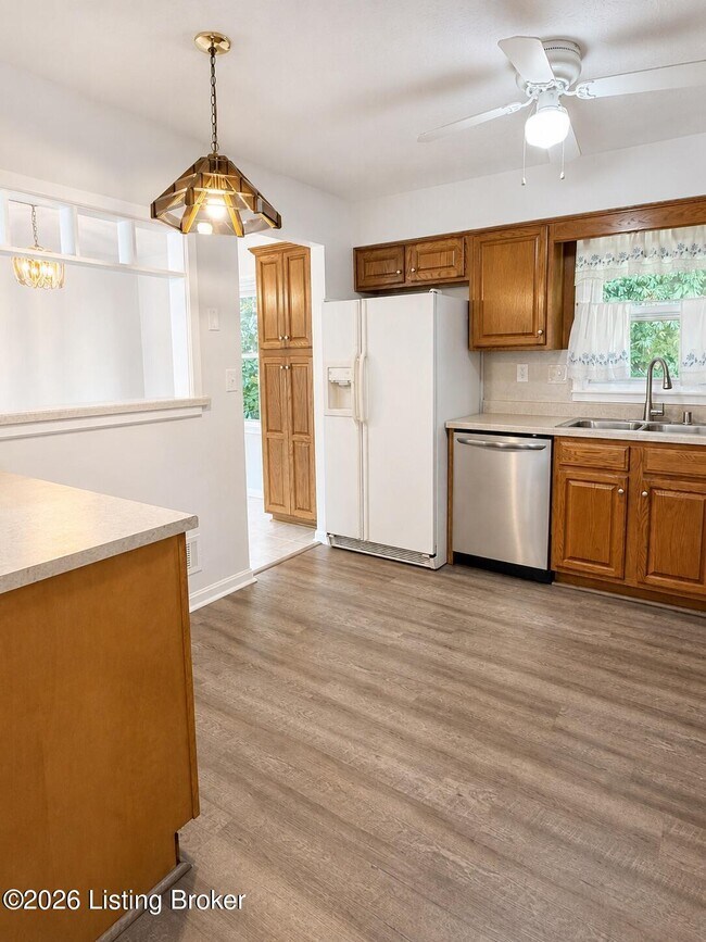 Building Photo - 5109 Volney Ct