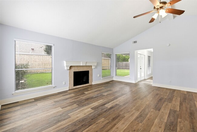 Building Photo - 16625 Ivy Grove Dr