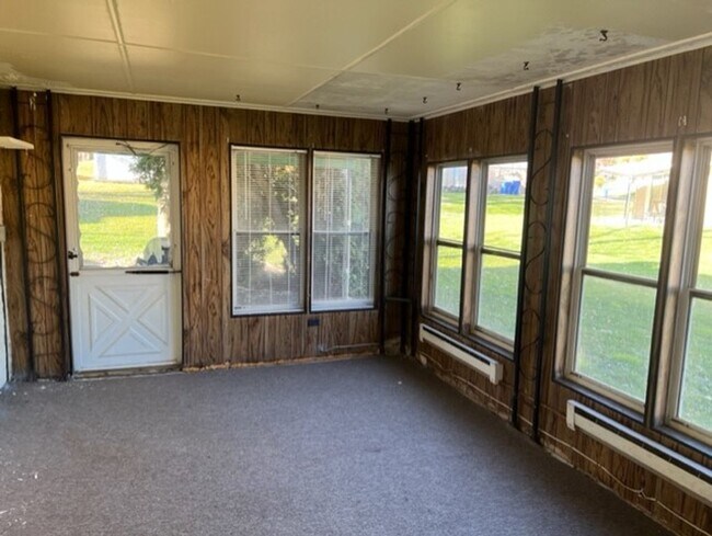 Building Photo - 71 Willow Mill Park Rd