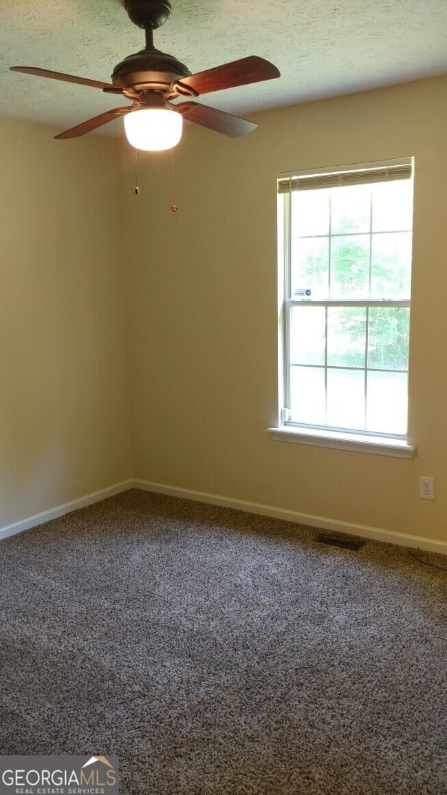 Building Photo - 110 Kyler Way