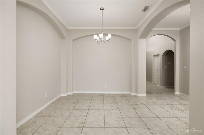 Building Photo - 5524 Xenops Ave